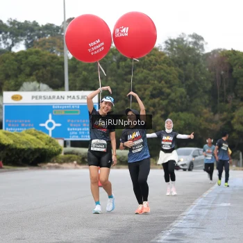 Runner Photo 3794867