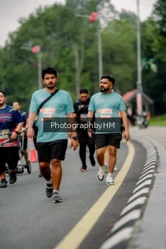 Runner Photo 3794873
