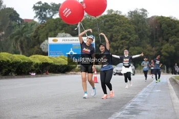 Runner Photo 3794901