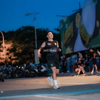 Runner Photo 3794909