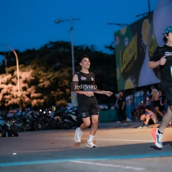 Runner Photo 3794913
