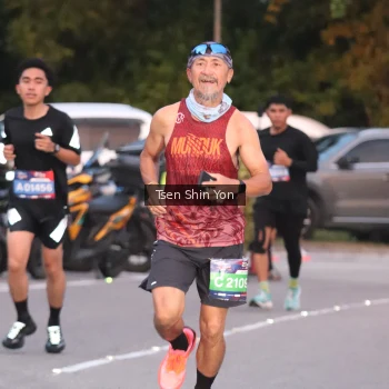 Runner Photo 3794947