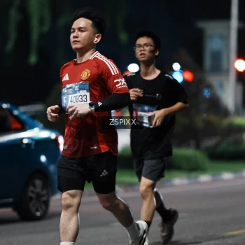 Runner Photo 3794972
