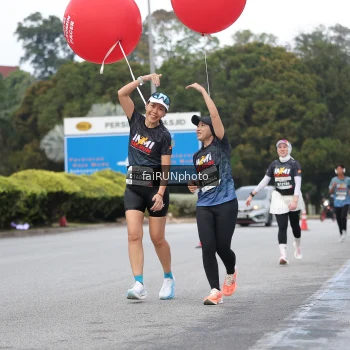Runner Photo 3794977