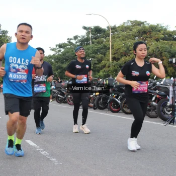 Runner Photo 3794981