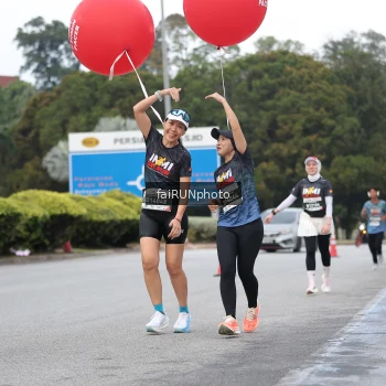 Runner Photo 3794997