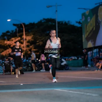 Runner Photo 3795039