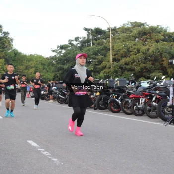 Runner Photo 3795048