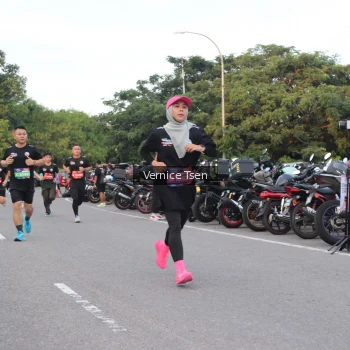 Runner Photo 3795051