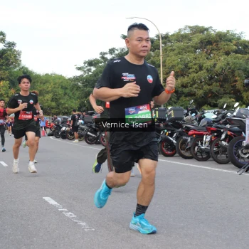 Runner Photo 3795062