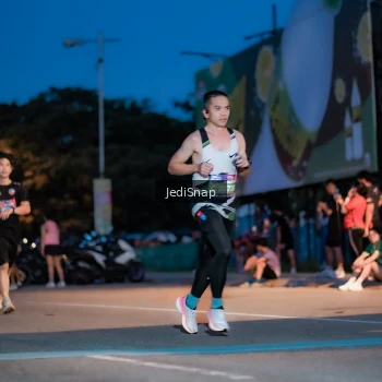 Runner Photo 3795077