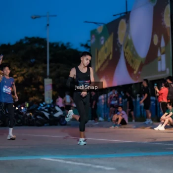Runner Photo 3795134