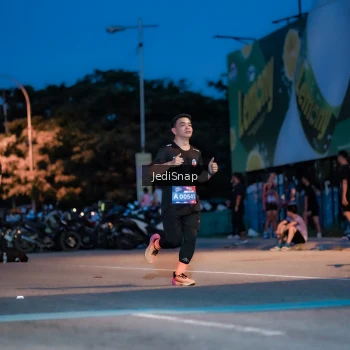 Runner Photo 3795145