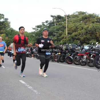 Runner Photo 3795187