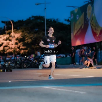 Runner Photo 3795191