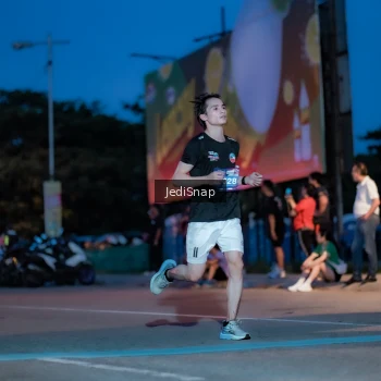 Runner Photo 3795248