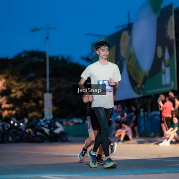 Runner Photo 3795266
