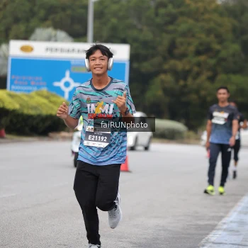Runner Photo 3795305