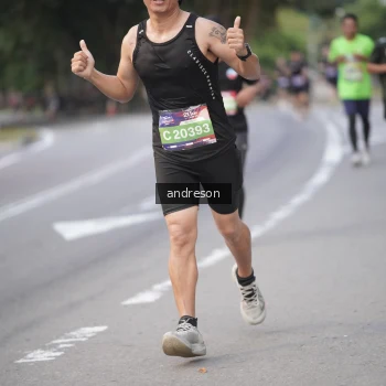 Runner Photo 3795328