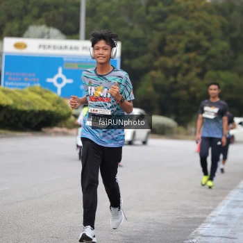 Runner Photo 3795353