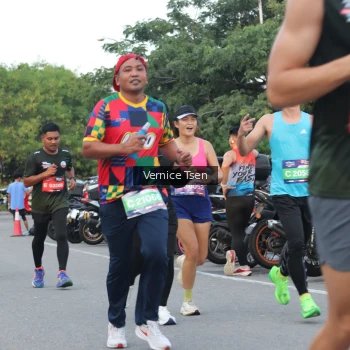 Runner Photo 3795378