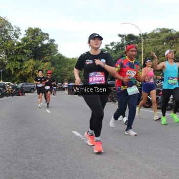 Runner Photo 3795454