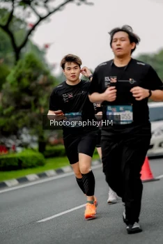 Runner Photo 3795474