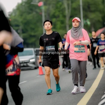 Runner Photo 3795519