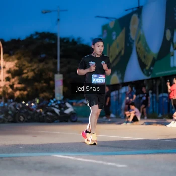 Runner Photo 3795529