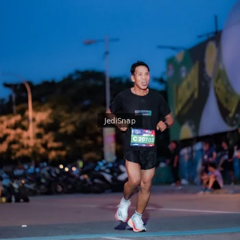 Runner Photo 3795556