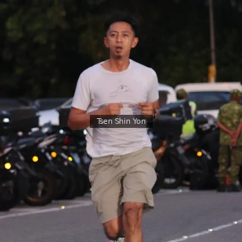 Runner Photo 3795589
