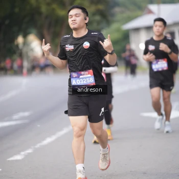 Runner Photo 3795630