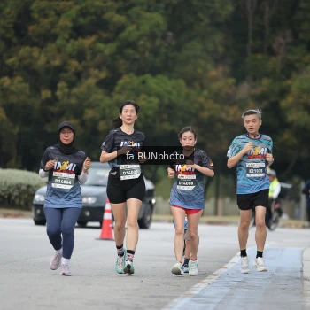 Runner Photo 3795649