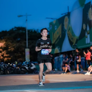 Runner Photo 3795650