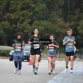 Runner Photo 3795658