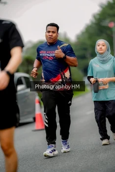 Runner Photo 3795671