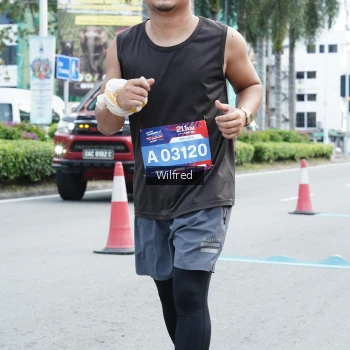 Runner Photo 3795678