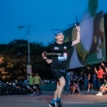 Runner Photo 3795735