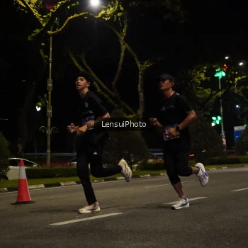 Runner Photo 3795748