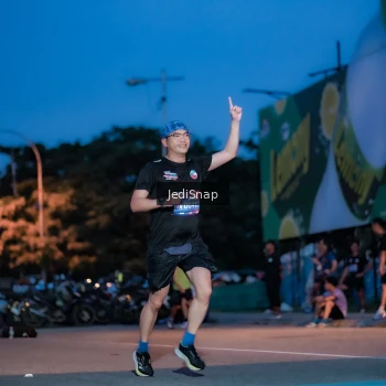 Runner Photo 3795769