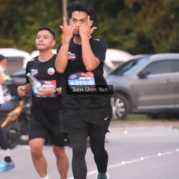 Runner Photo 3795810