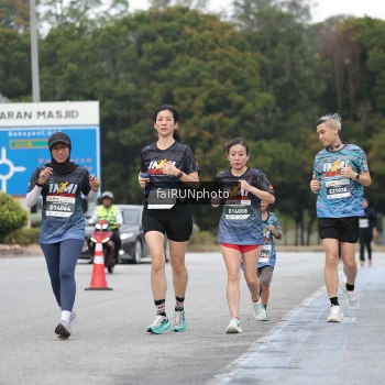 Runner Photo 3795813