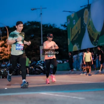 Runner Photo 3795828