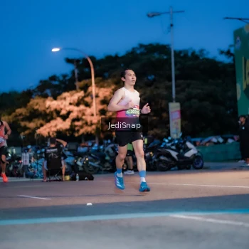 Runner Photo 3795836
