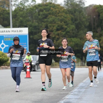 Runner Photo 3795845