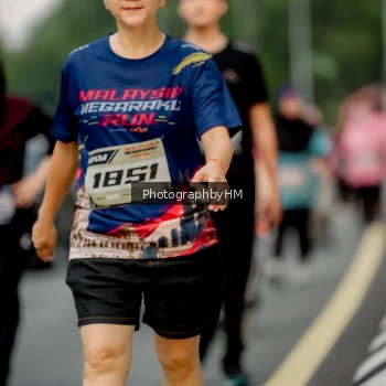 Runner Photo 3795867