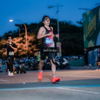 Runner Photo 3795870