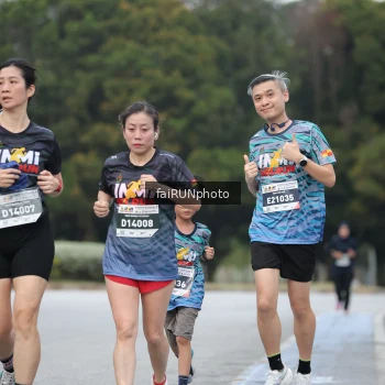 Runner Photo 3795874