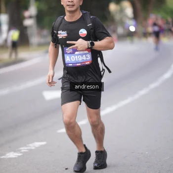 Runner Photo 3795897