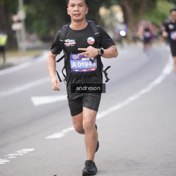 Runner Photo 3795915